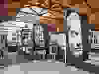 Exhibition filename: la_lune_03 